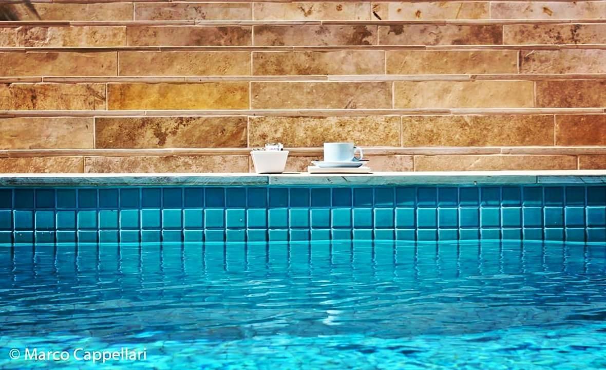 Hotel & Pousada Tatajuba カノア・ケブラーダ エクステリア 写真
